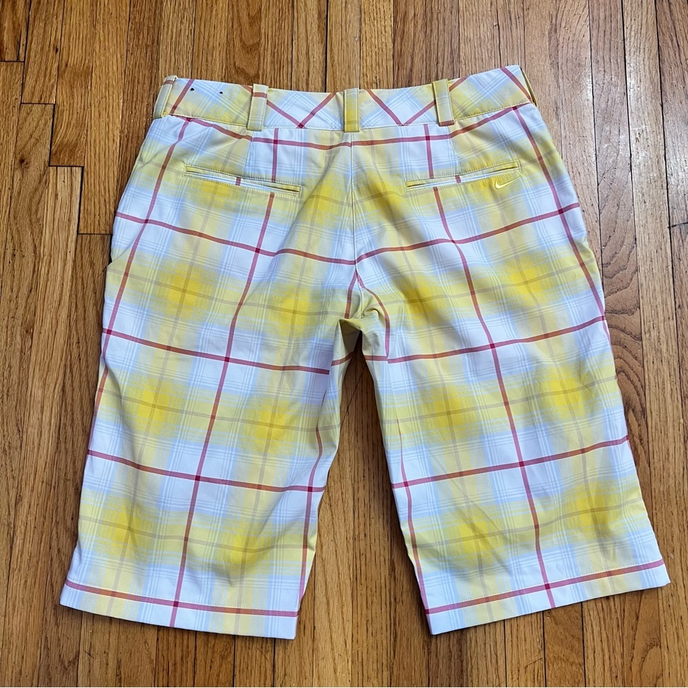 Nike Golf Tour Performance Plaid Yellow Red  White Shorts Women's Size 8 - 33x13 - Picture 2 of 10